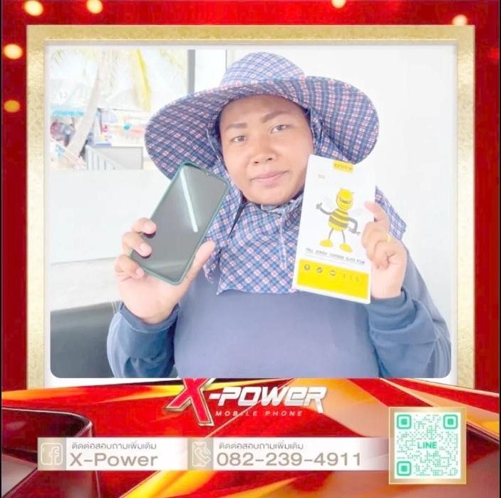 ลูกค้าจริงที่มาใช้บริการร้าน X-POWER พร้อมสินค้าที่ซื้อ